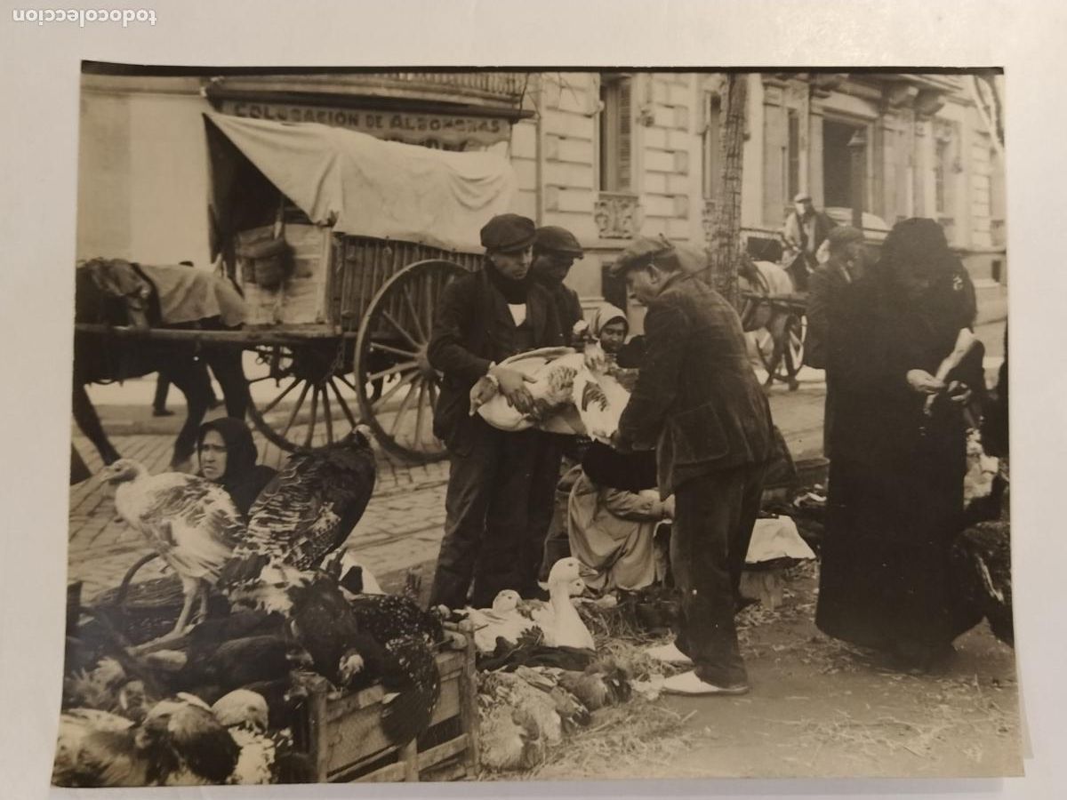Alte Fotografie: BARCELONA - RAMBLA DE CATALUNYA - FIRA DE SAN TOMAS - FOTOGRAFIA ANTIGUA DE PRENSA O EDITORIAL - 72
