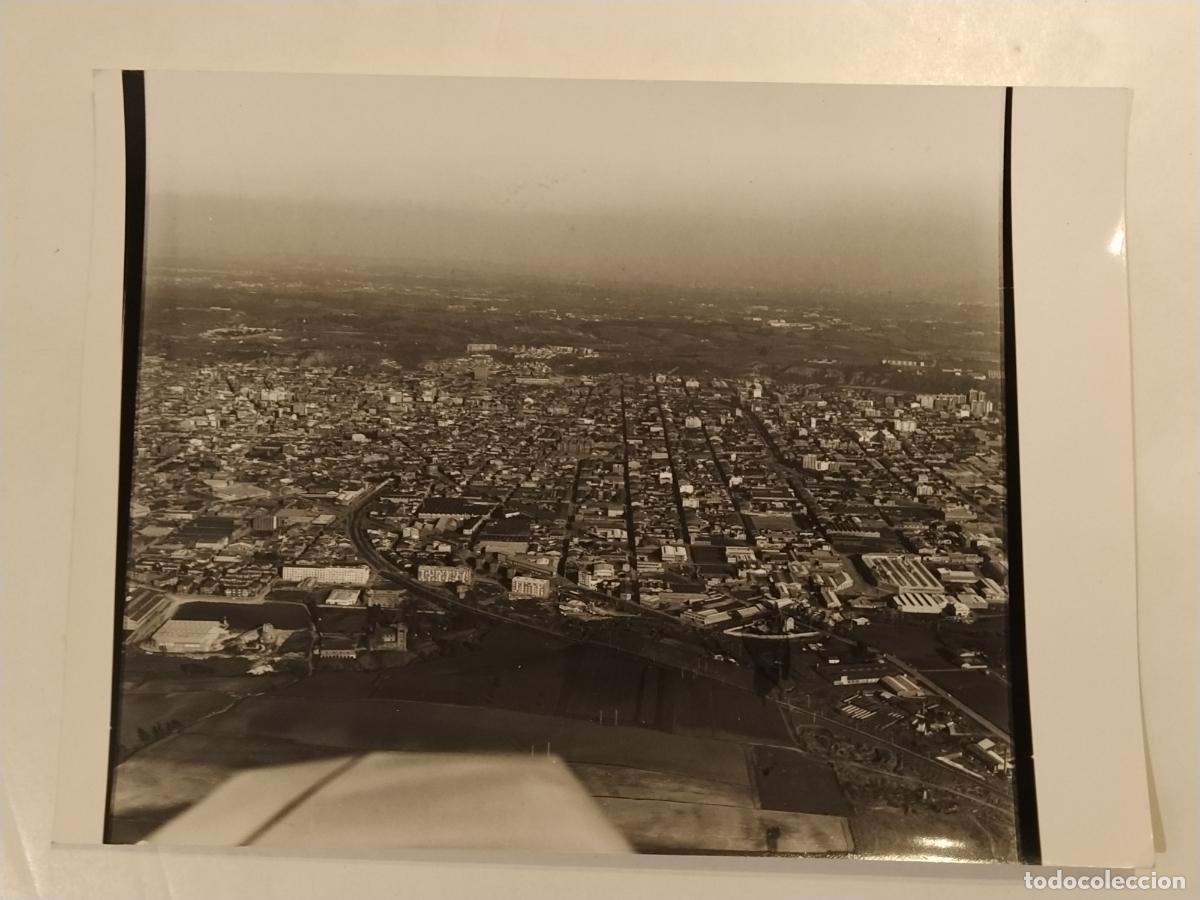Fotograf&iacute;a antigua: SABADELL - FOTO PAISAJES ESPA&Ntilde;OLES AEREAS - FOTOGRAFIA ANTIGUA DE PRENSA O EDITORIAL - 87