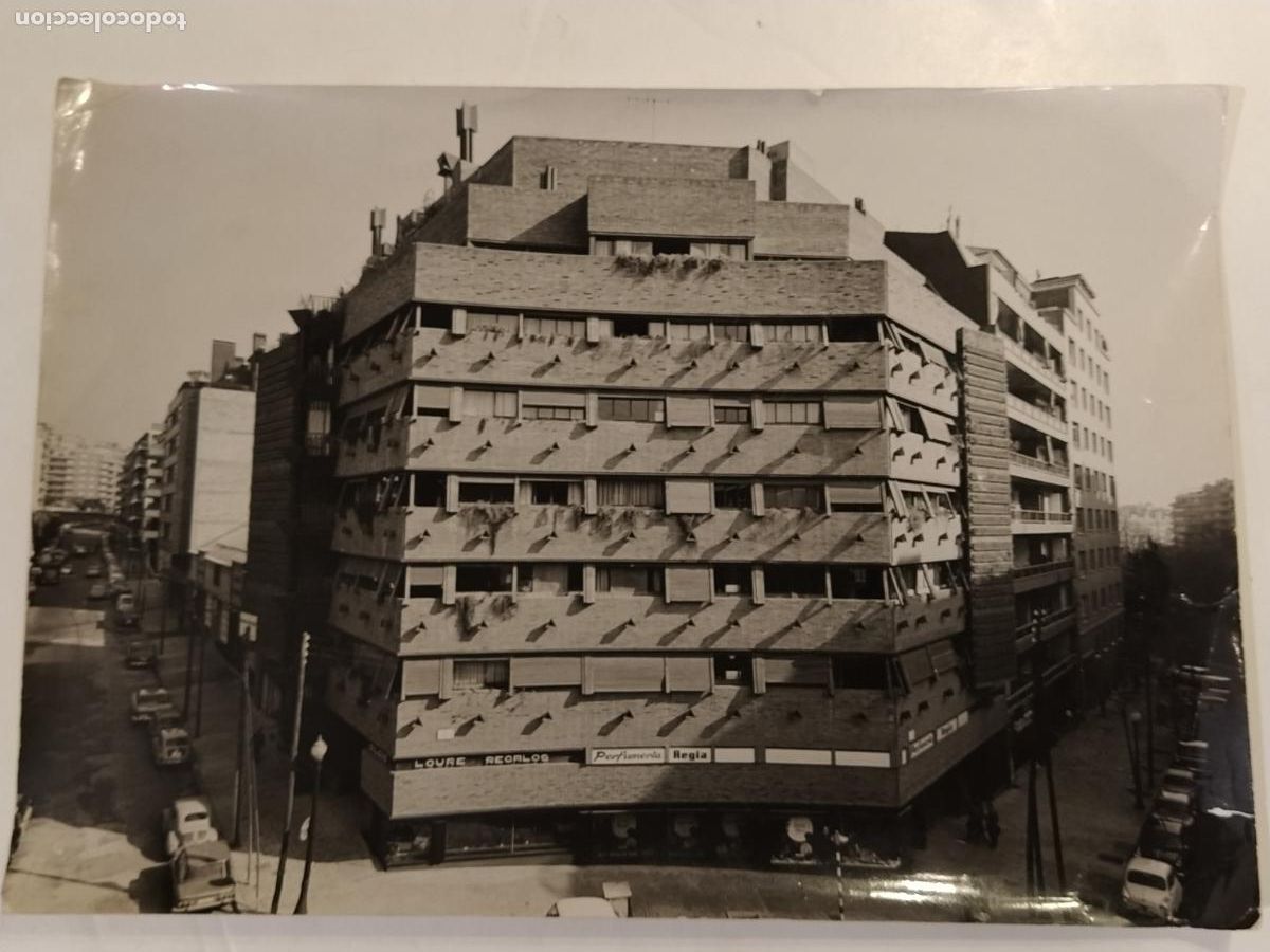 Antique Photography: BARCELONA - RICARDO BOFILL - ARCHIVO ED LABOR - FOTOGRAFIA ANTIGUA DE PRENSA O EDITORIAL - 100
