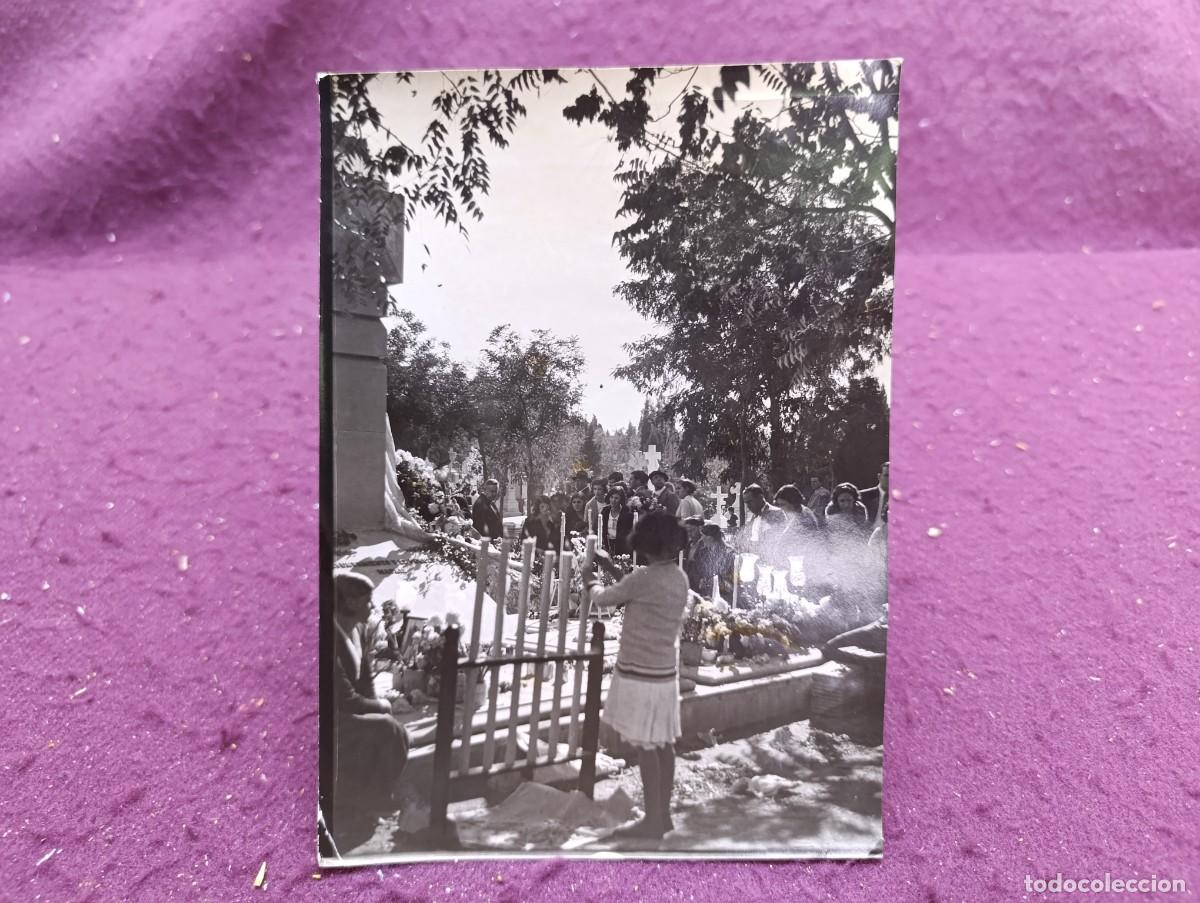 Alte Fotografie: Antigua Fotograf&iacute;a en b/n o sepia, Madrid, fot. Cort&eacute;s, Prensa Gr&aacute;fica, 1930&acute;s, de archivo, sello