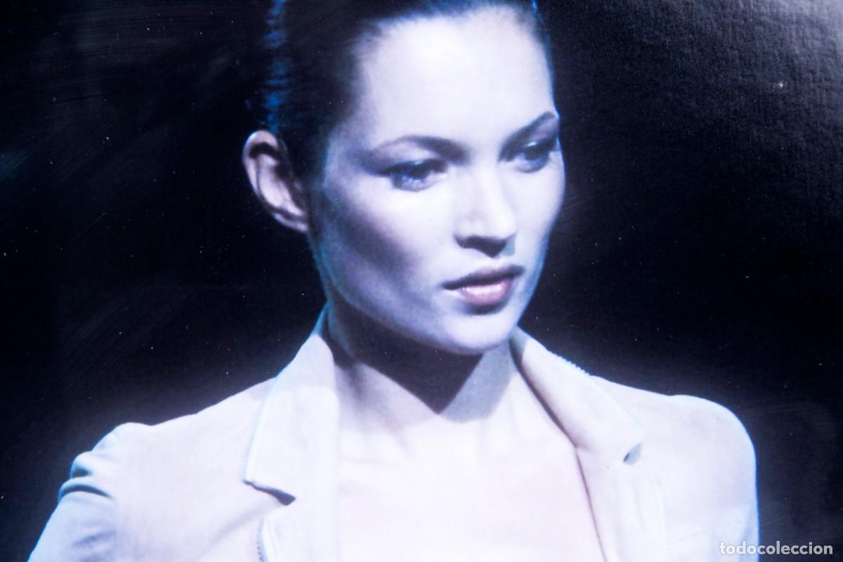 Fotograf&iacute;a antigua: Guy Marineau - Kate Moss - 2002 - Foto 6