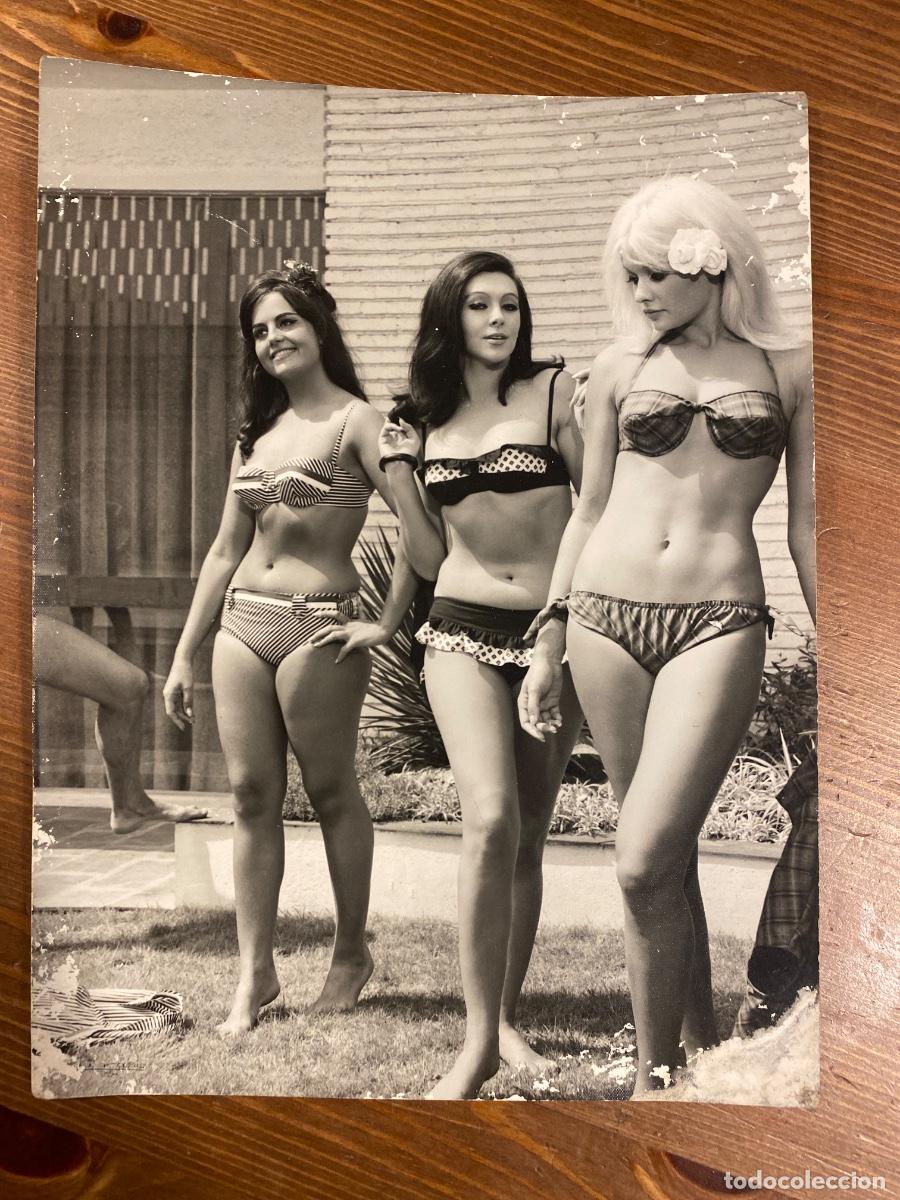 Fotograf&iacute;a antigua: FOTOGRAFIA ORIGINAL GUIRAU. CATALOGO DE TRAJES DE BA&Ntilde;O OSIRIS 1965 .