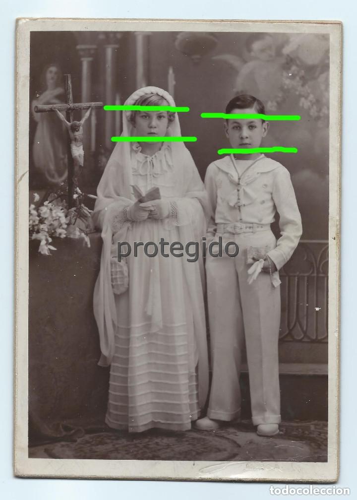 Fotograf&iacute;a antigua: PRIMERA COMUNI&Oacute;N. LOS HERMANOS. 2 JUL 1936. MATEO FOT&Oacute;GRAFO. BO