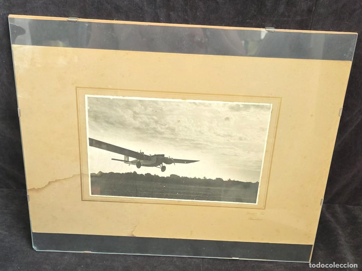 Fotograf&iacute;a antigua: Fotograf&iacute;a Original de Aviaci&oacute;n &ndash; Avi&oacute;n en Despegue &ndash; Gaspar Fot Barcelona &ndash; Enmarcada bajo Cristal