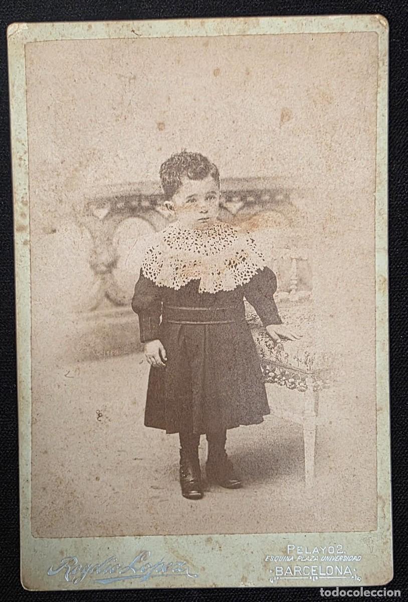 Fotograf&iacute;a antigua: P.1083 Fotograf&iacute;a Antigua de Ni&ntilde;o &ndash; Retrato de Estudio sobre Cart&oacute;n &ndash; Rogelio L&oacute;pez, Pelayo 2
