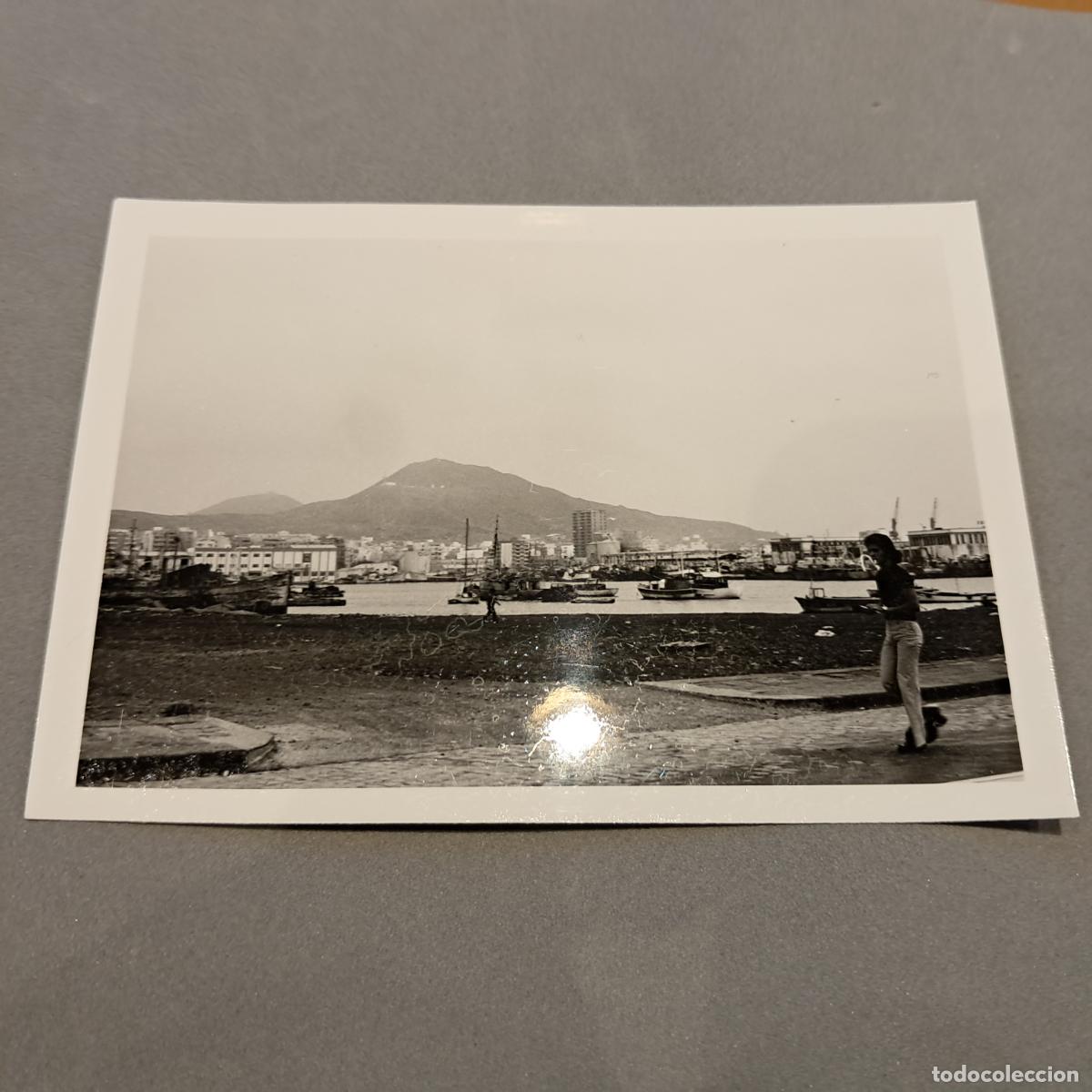 Fotograf&iacute;a antigua: Antigua fotograf&iacute;a de Gran Canaria. A&ntilde;os 70. Vista de la Bah&iacute;a y el Puerto de La Luz, Las Palmas.