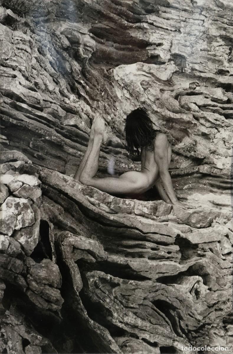Fotograf&iacute;a antigua: Koo Stark (Nueva York,1956) Fotograf&iacute;a serie &rdquo;Mogli&rdquo; Desnudo masculino