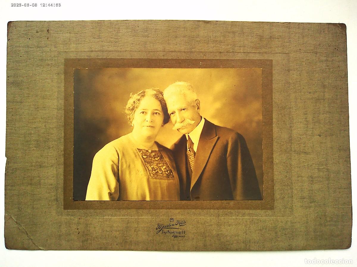 Fotograf&iacute;a antigua: PRECIOSA FOTO DE ESTUDIO DE PAREJA DE SE&Ntilde;ORES , 1927 . DE MARTIN ORTIZ , MEXICO .... 17 X 25 CM
