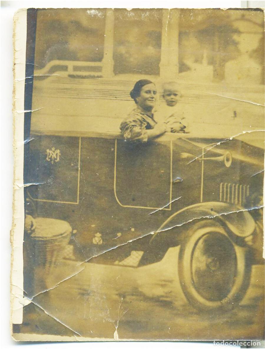 Fotograf&iacute;a antigua: ANTIGUA FOTOGRAFIA DE MINUTERO MUJER Y NI&Ntilde;O EN DECORADO DE COCHE