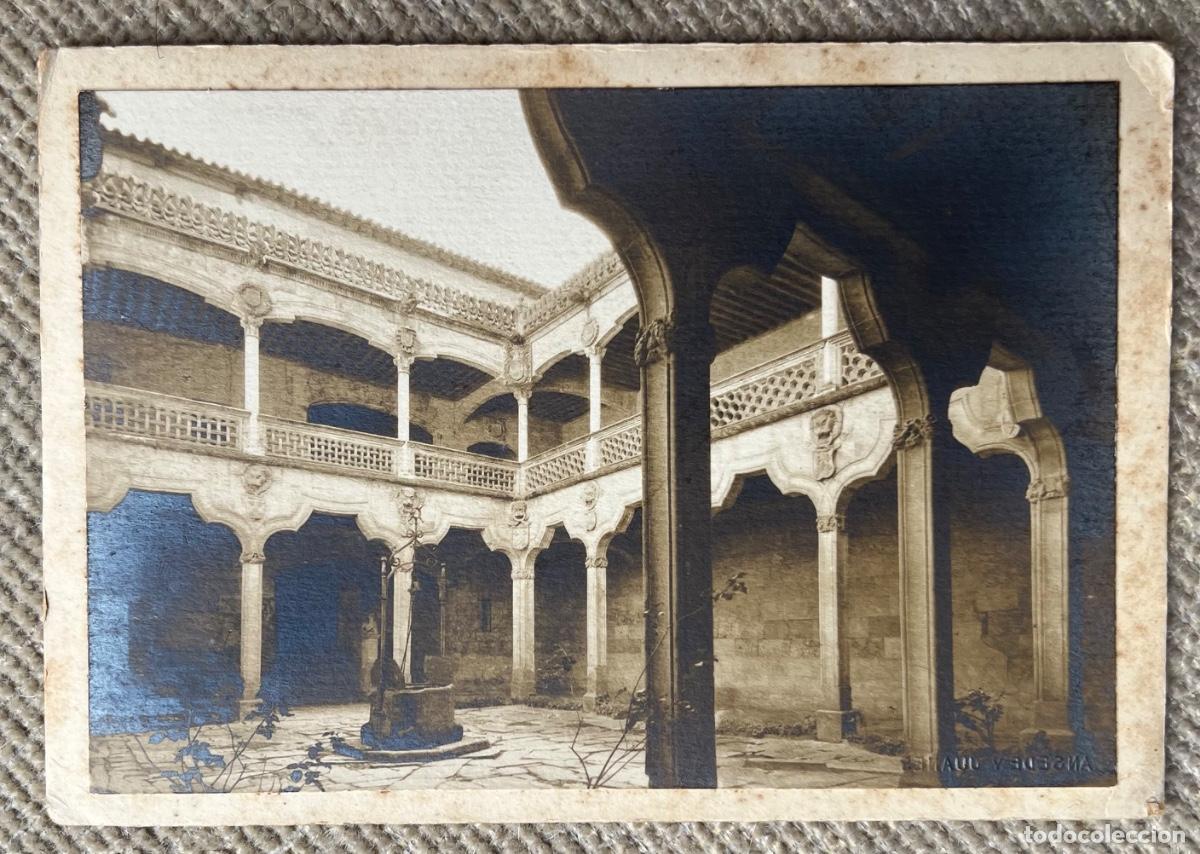 Fotograf&iacute;a antigua: Salamanca - Antigua fotograf&iacute;a Patio Casa de las Conchas - Fot&oacute;grafo Ansede y Juanes