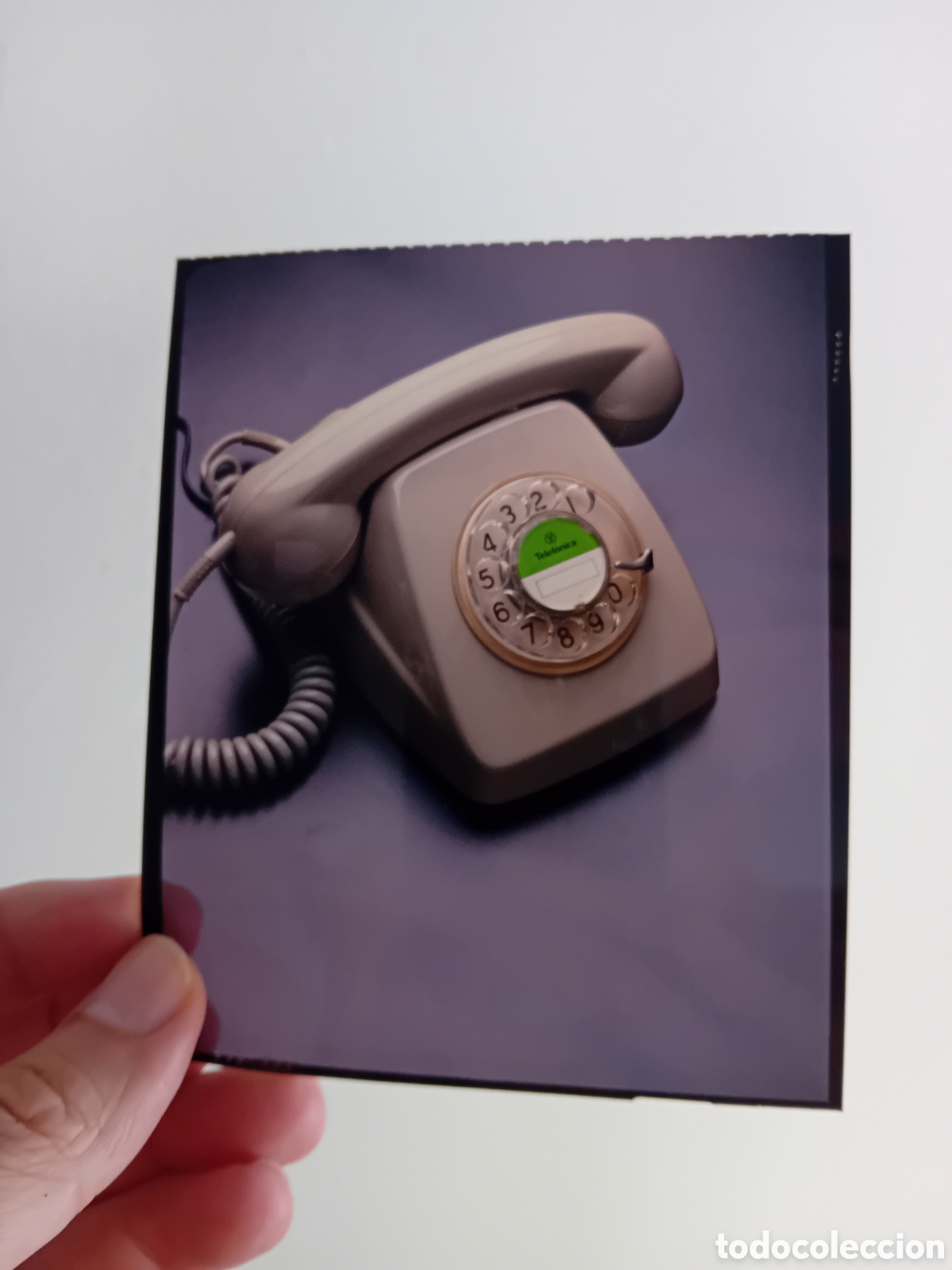 Fotograf&iacute;a antigua: DIAPO MEDIO FORMATO TELEFONO TELEFONICA. FOTO PROFESIONAL. A&Ntilde;OS 90