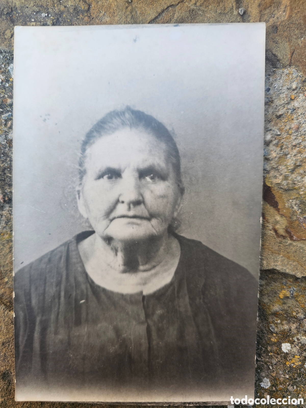 Fotograf&iacute;a antigua: Fotograf&iacute;a antigua de retrato / Fotomat&oacute;n &eacute;poca - Mujer mayor (c. 1930-1950)