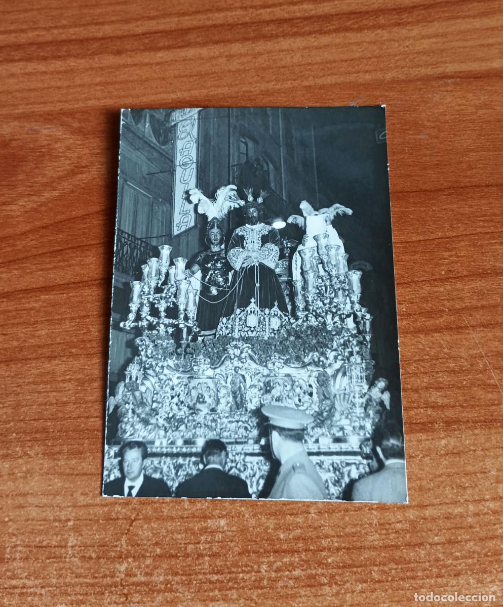 Fotograf&iacute;a antigua: Antigua fotograf&iacute;a del paso de Cristo de La Sentencia, La Macarena, Semana Santa Sevilla, a&ntilde;os 50/60