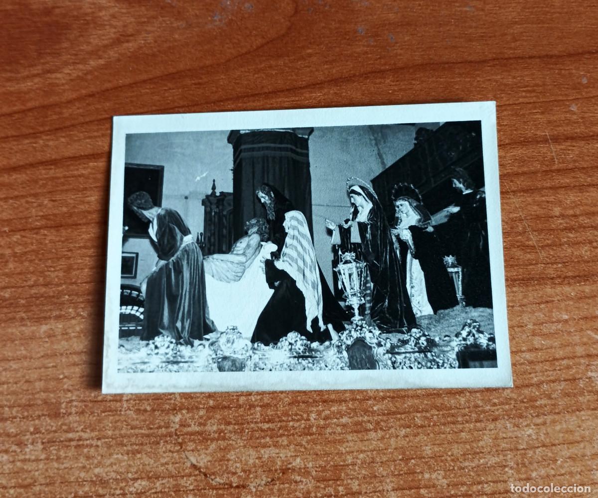 Fotograf&iacute;a antigua: Antigua fotograf&iacute;a - Paso de la Hermandad de Santa Marta - Semana Santa Sevilla - A&ntilde;os 50 o 60