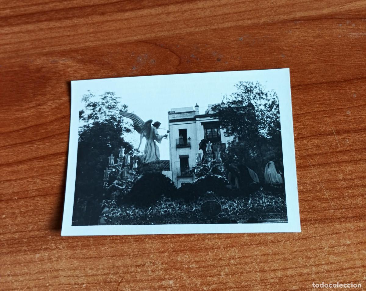 Fotograf&iacute;a antigua: Antigua fotograf&iacute;a - Paso Cristo de la Hermandad de Montesi&oacute;n - Semana Santa Sevilla - A&ntilde;os 50 o 60