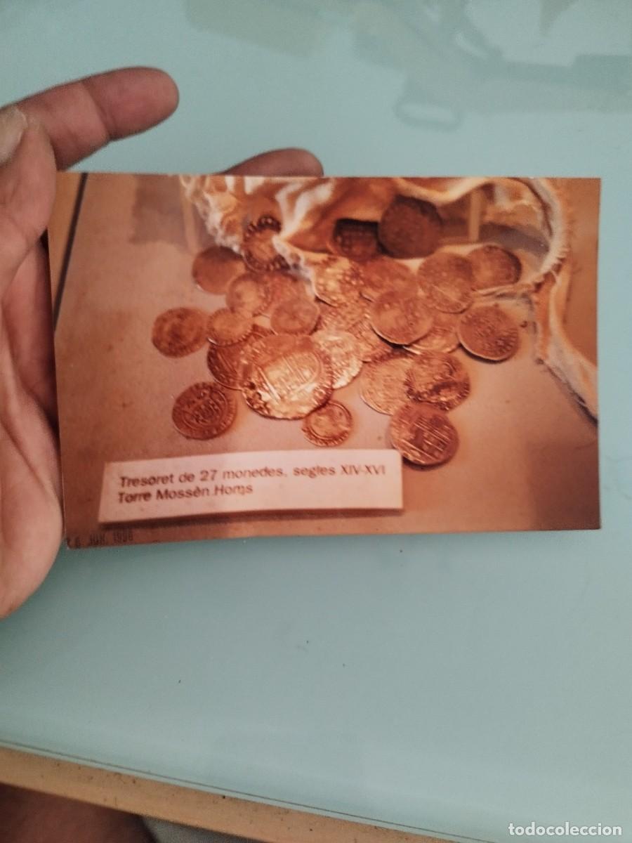 Fotograf&iacute;a antigua: Foto del Tresoret de 27 monedes&raquo; (peque&ntilde;o tesoro de 27 monedas de los siglos XIV al XVI.