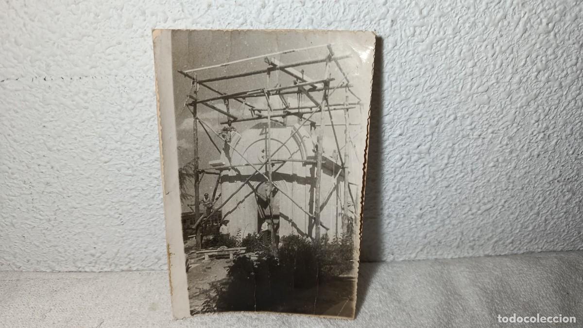 Fotograf&iacute;a antigua: ANTIGUA FOTOGRAFIA CONSTRUCCION CAPILLA CEMENTERIO DE ALBACETE A&Ntilde;O 1959