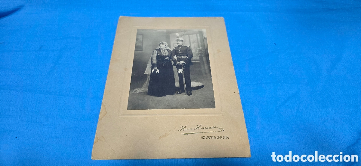Fotograf&iacute;a antigua: FOTOGRAFIA HARO HERMANOS. MILITAR EPOCA ALFONSINA POSANDO CON SU ESPOSA . CARTAGENA