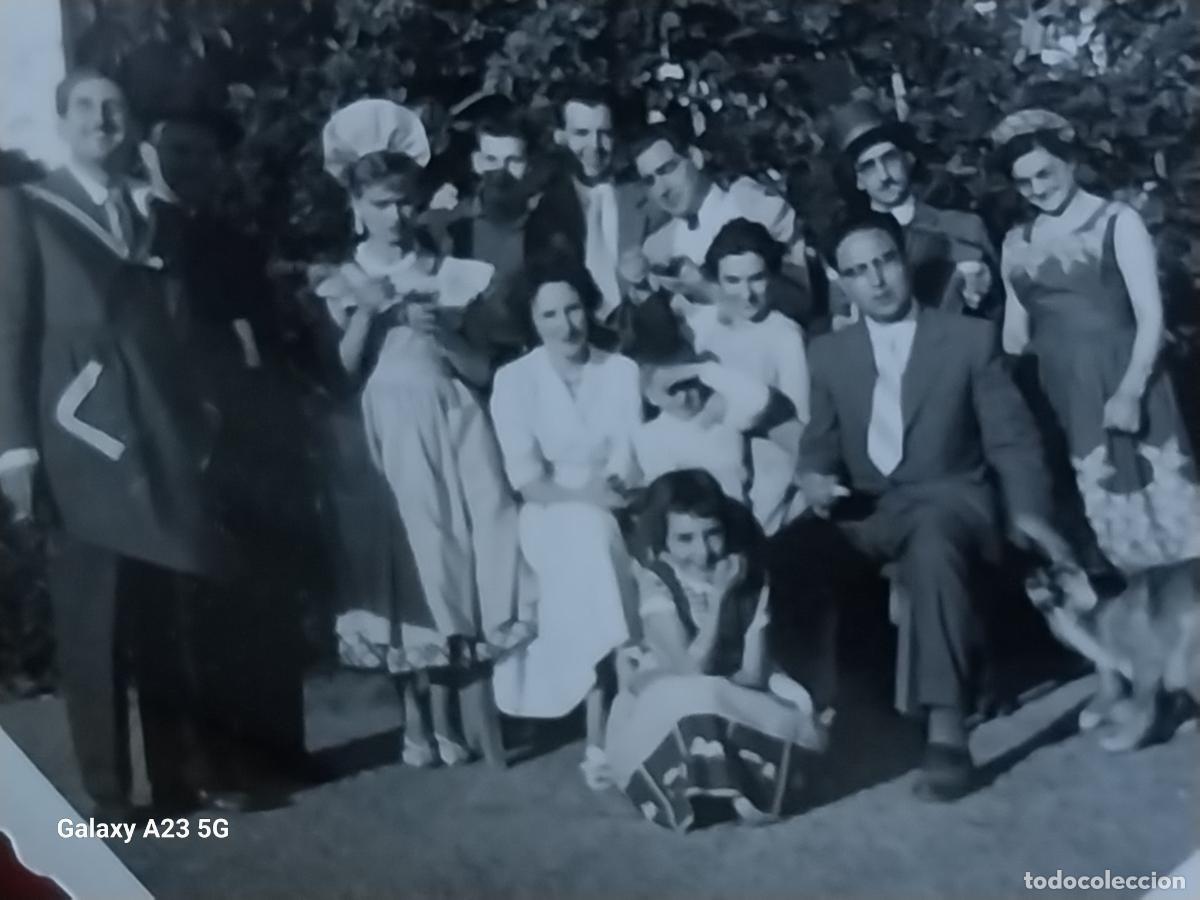 Fotograf&iacute;a antigua: CARNAVAL FOTO FAMILIAR A&Ntilde;OS 40 50 6CMS LADO