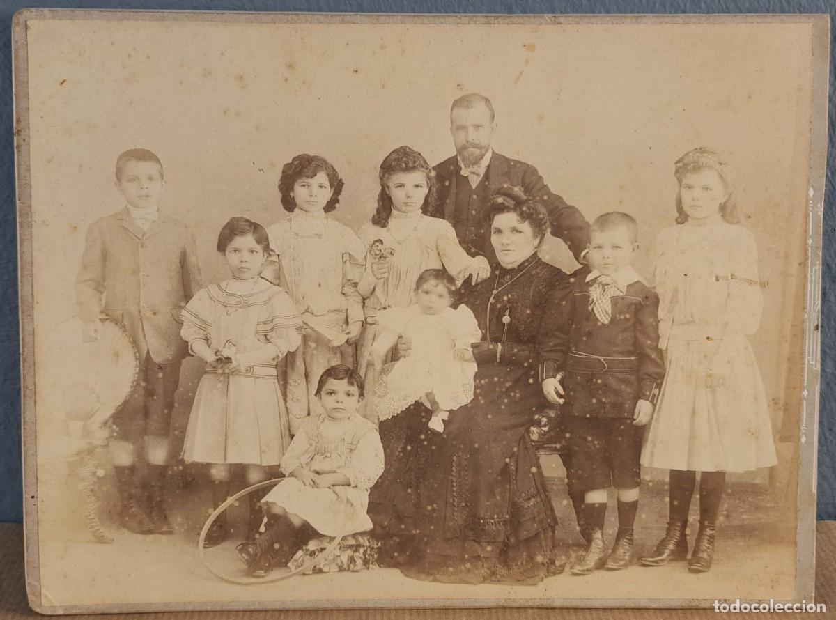 Fotograf&iacute;a antigua: Fotograf&iacute;a V. Capmany, Matar&oacute;. grupo de familia, siglo XIX-XX
