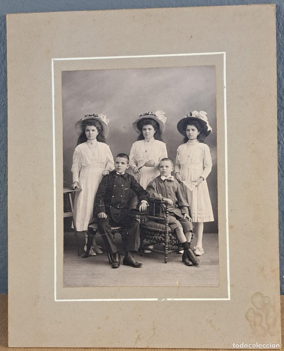 Fotograf&iacute;a antigua: Fotograf&iacute;a antigua de grupo infantil &ndash; principios del siglo XX