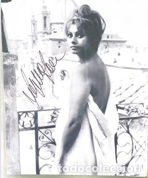 Fotograf&iacute;a antigua: Lote de 5 fotograf&iacute;as con firma de personajes famosos.
