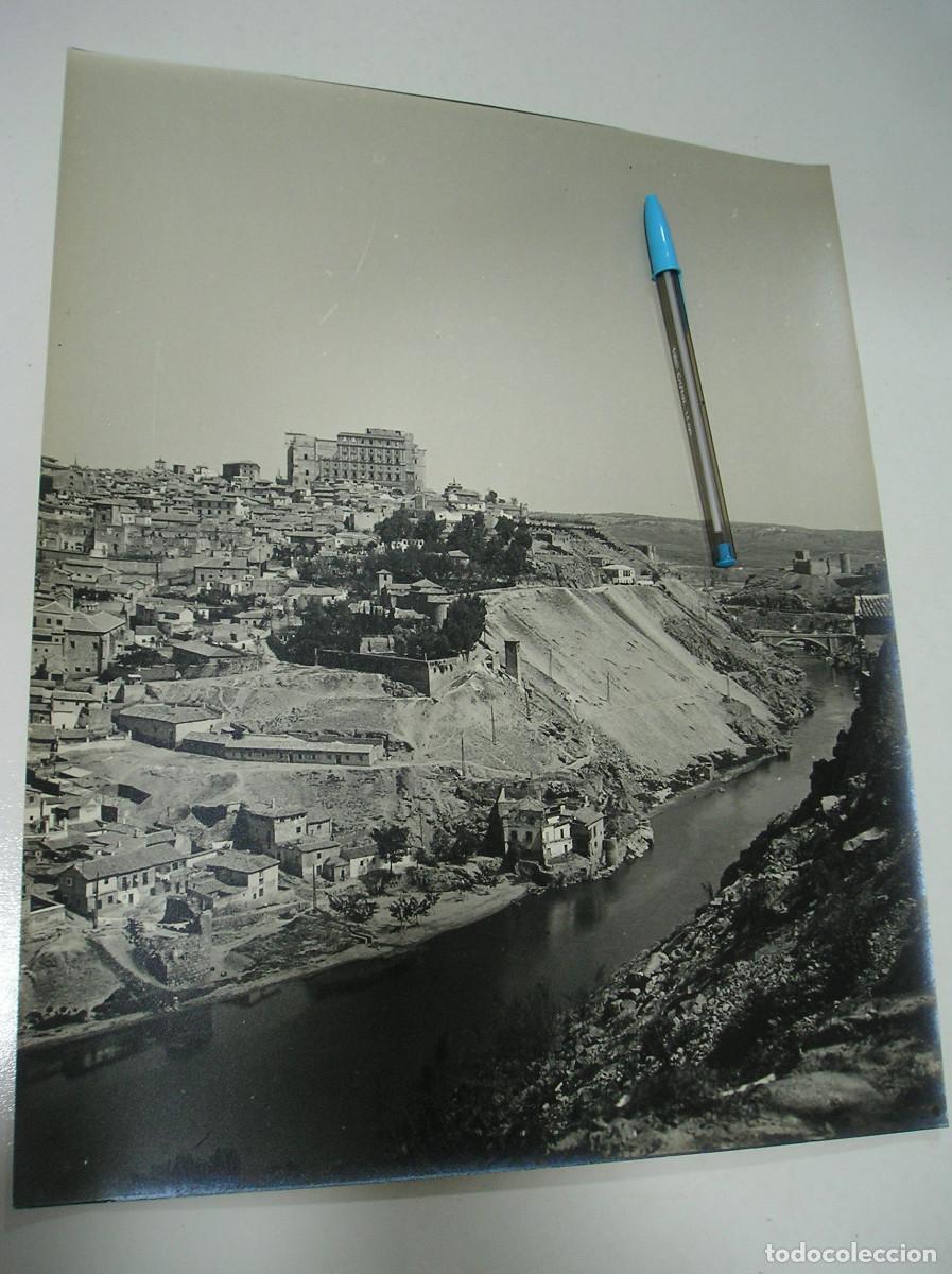 Fotograf&iacute;a antigua: FOTO FOTOGRAFIA ARTISTICA GRANDES DIMENSIONES 37 X 30 CM TOLEDO Y VISTA PARCIAL DEL RIO TAJO
