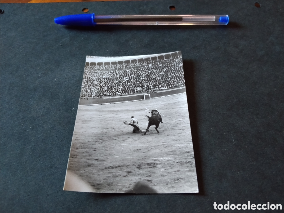 Fotograf&iacute;a antigua: Fotograf&iacute;a toros torero pase