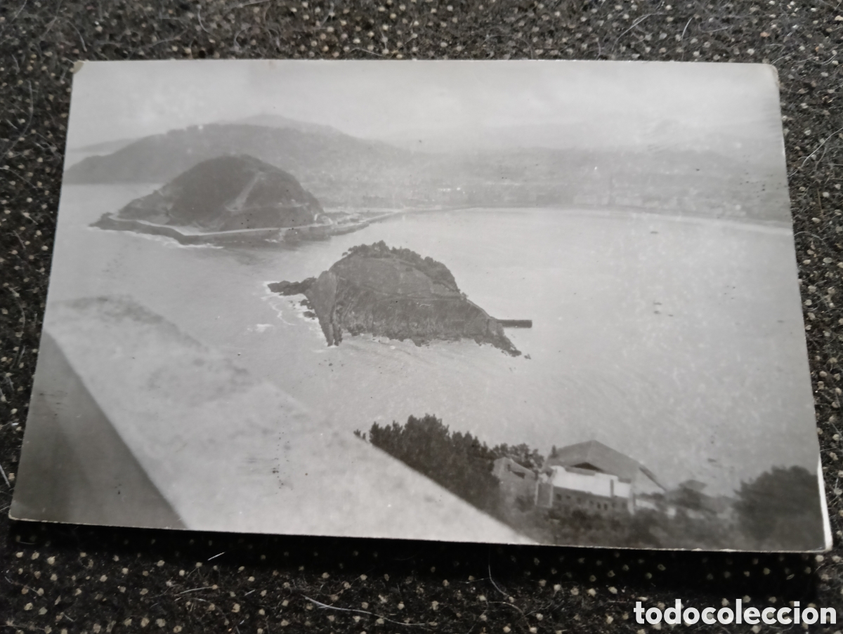 Fotograf&iacute;a antigua: Fotograf&iacute;a antigua de la Isla de Santa Clara en la bah&iacute;a de San Sebasti&aacute;n (Donostia)