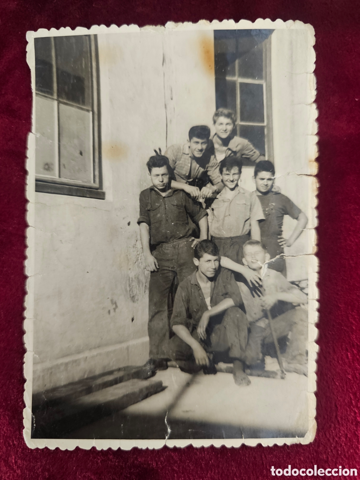 Fotograf&iacute;a antigua: Antigua Fotograf&iacute;a Original Grupo de J&oacute;venes/Trabajadores (c. 1950s-1960s)