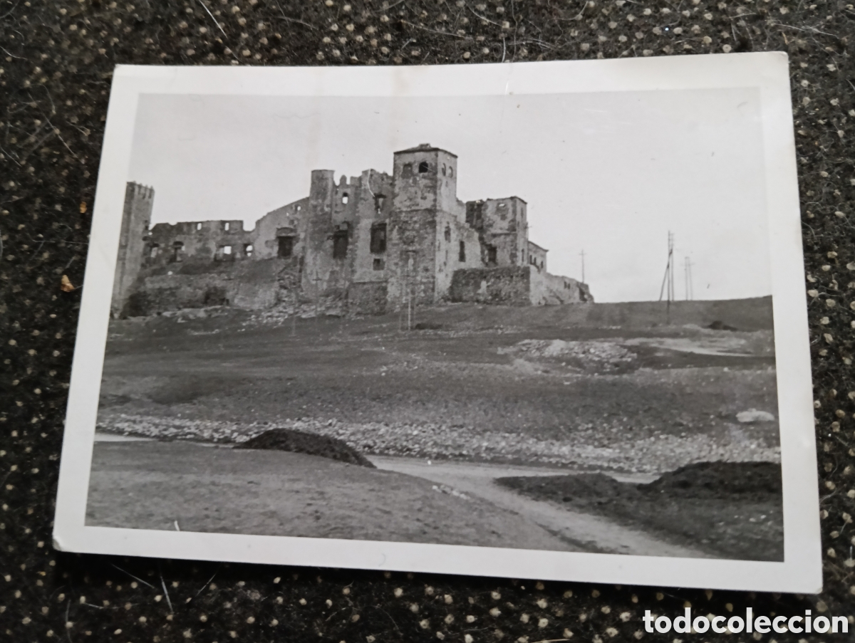 Fotograf&iacute;a antigua: Castillo de Sig&uuml;enza 12 de enero de 1958, tama&ntilde;o 10 x 7,5 cm