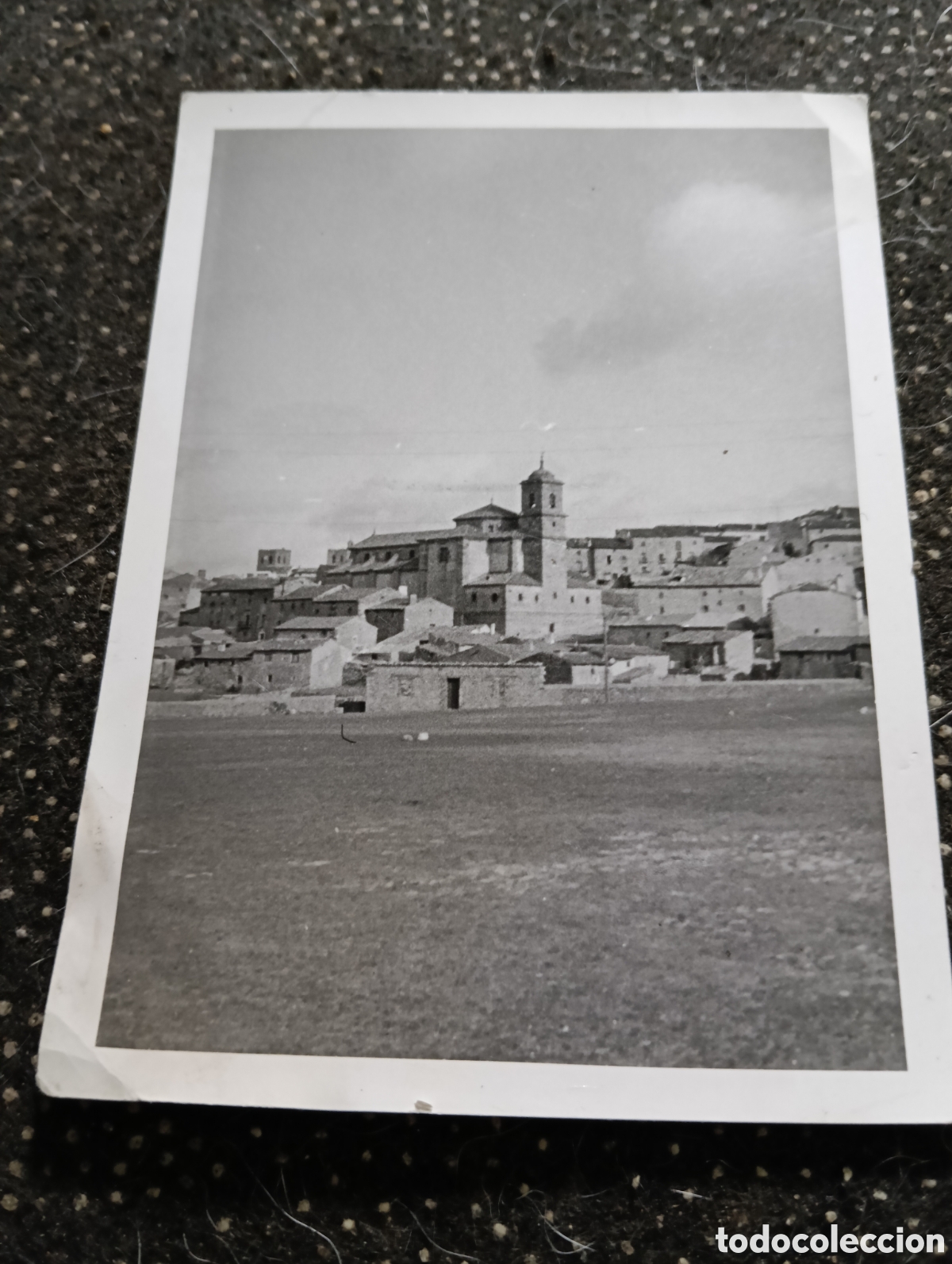 Fotograf&iacute;a antigua: Fotograf&iacute;a del pueblo de Sig&uuml;enza en 1958 tama&ntilde;o 10 x 7, 5 cm