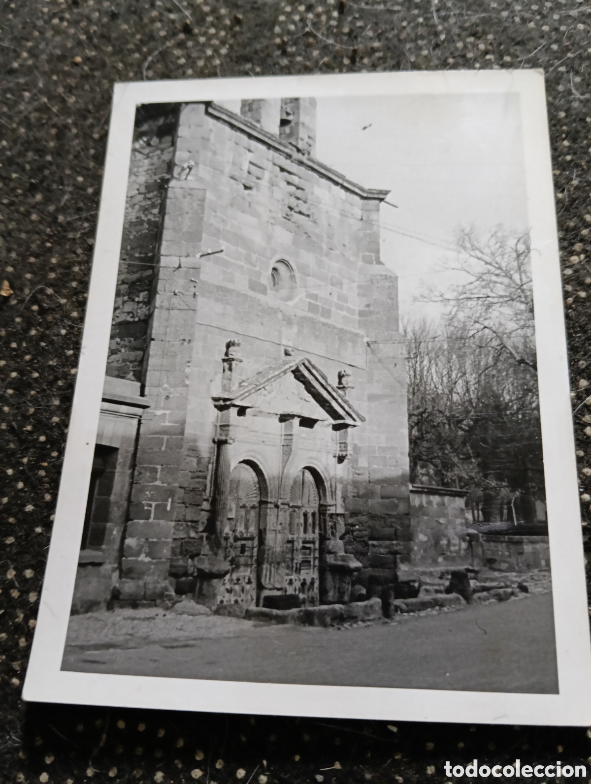 Fotograf&iacute;a antigua: Fotograf&iacute;a de 1958 en Sig&uuml;enza, indicando la Ermita del Humilladero. Tama&ntilde;o 10 x 7, 5 cm
