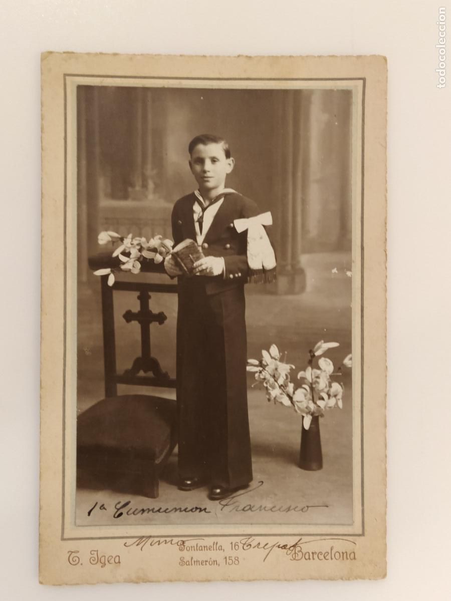 Alte Fotografie: COMUNION DE FRANCISCO MIMO TREPAT - FOTO IGEA , BARCELONA - FOTOGRAFIA ANTIGUA -(K-16.109)