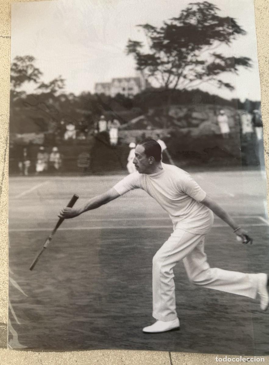 Fotograf&iacute;a antigua: EL REY ALFONSO XIII, JUGANDO UN PARTIDO DE TENIS EN SANTANDER EN 1.925 - FOTO- EFE Y CIRCA