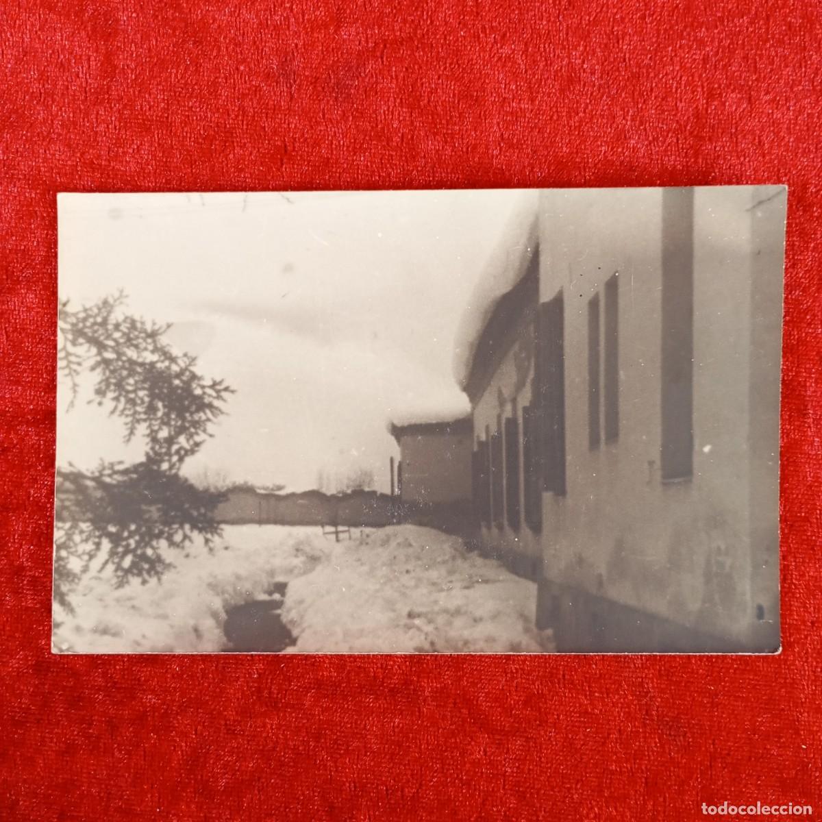 Fotograf&iacute;a antigua: EDIFICIO MODERNISTA CON TEJADO NEVADO ANTES DEL COLAPSE - DERRUMBO DEL TEJADO - C. 1900 / 864