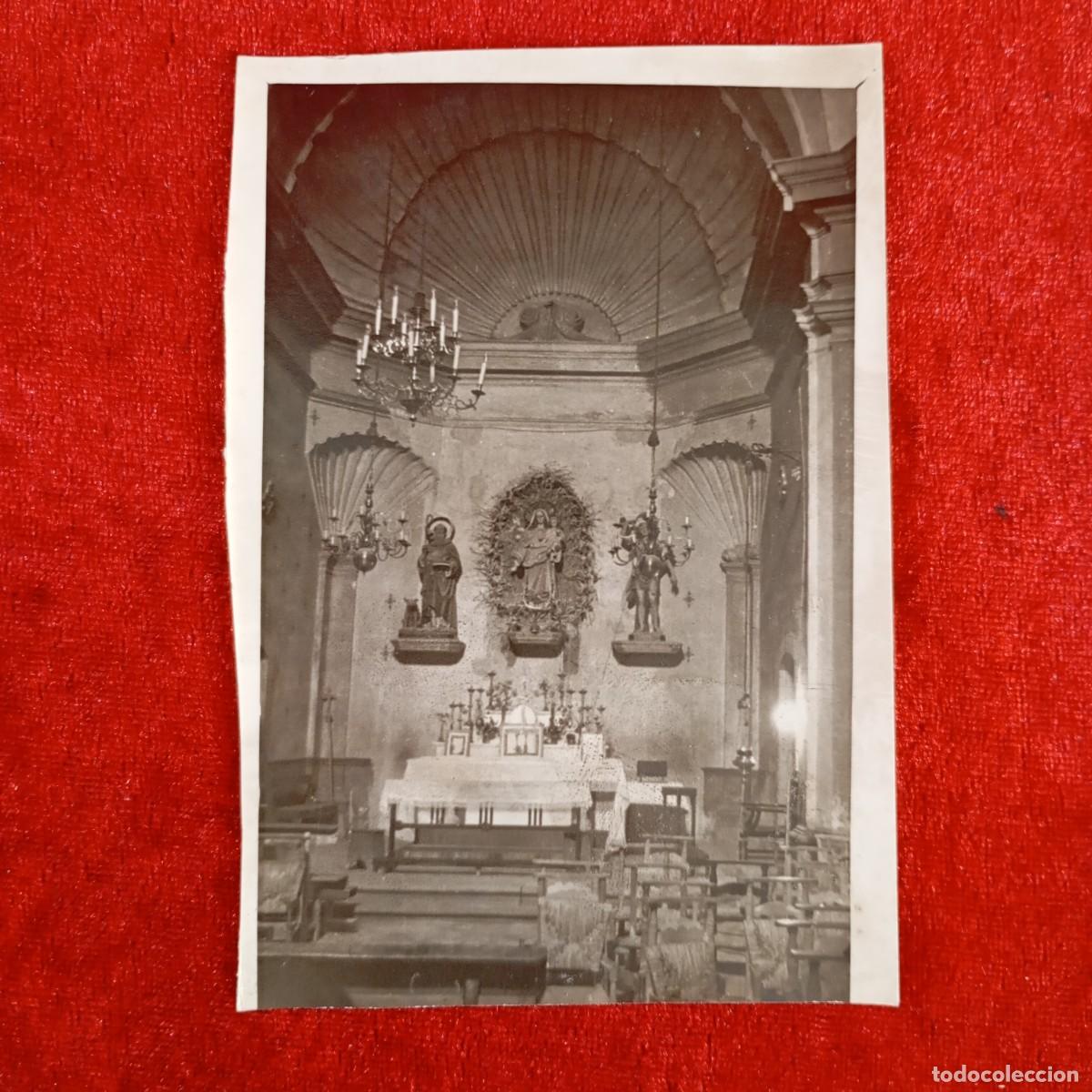 Fotograf&iacute;a antigua: INTERIOR DE UNA IGLESIA DE UN PUEBLO CATAL&Aacute;N - MODERNISTA - RAR&Iacute;SIMA FOTO DEL ALTAR - C. 1900 / 865