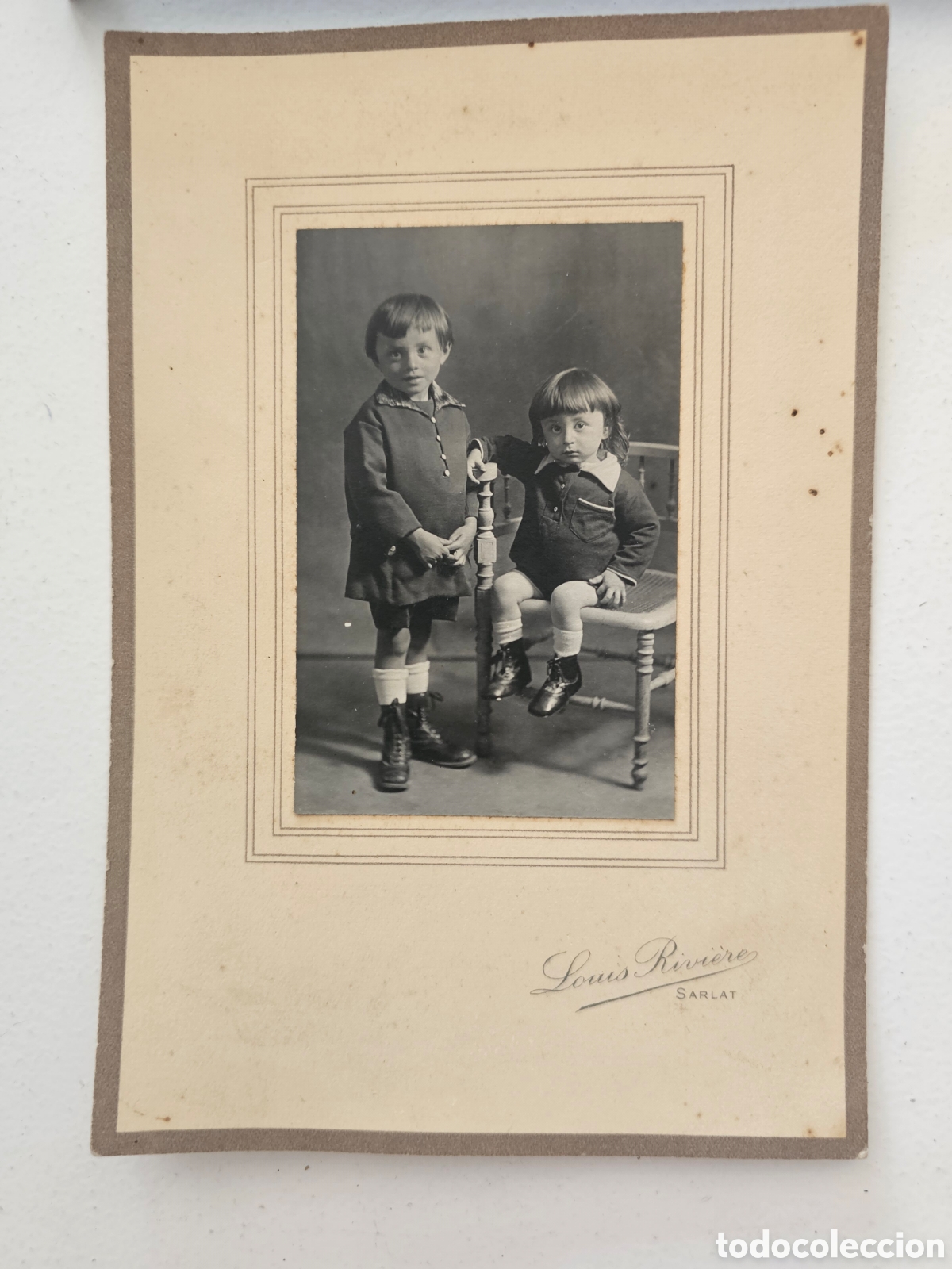 Fotograf&iacute;a antigua: ​Fotograf&iacute;a Antigua Ni&ntilde;os Studio Louis Rivi&egrave;re Sarlat Francia c. 1920 - 13x18 cm