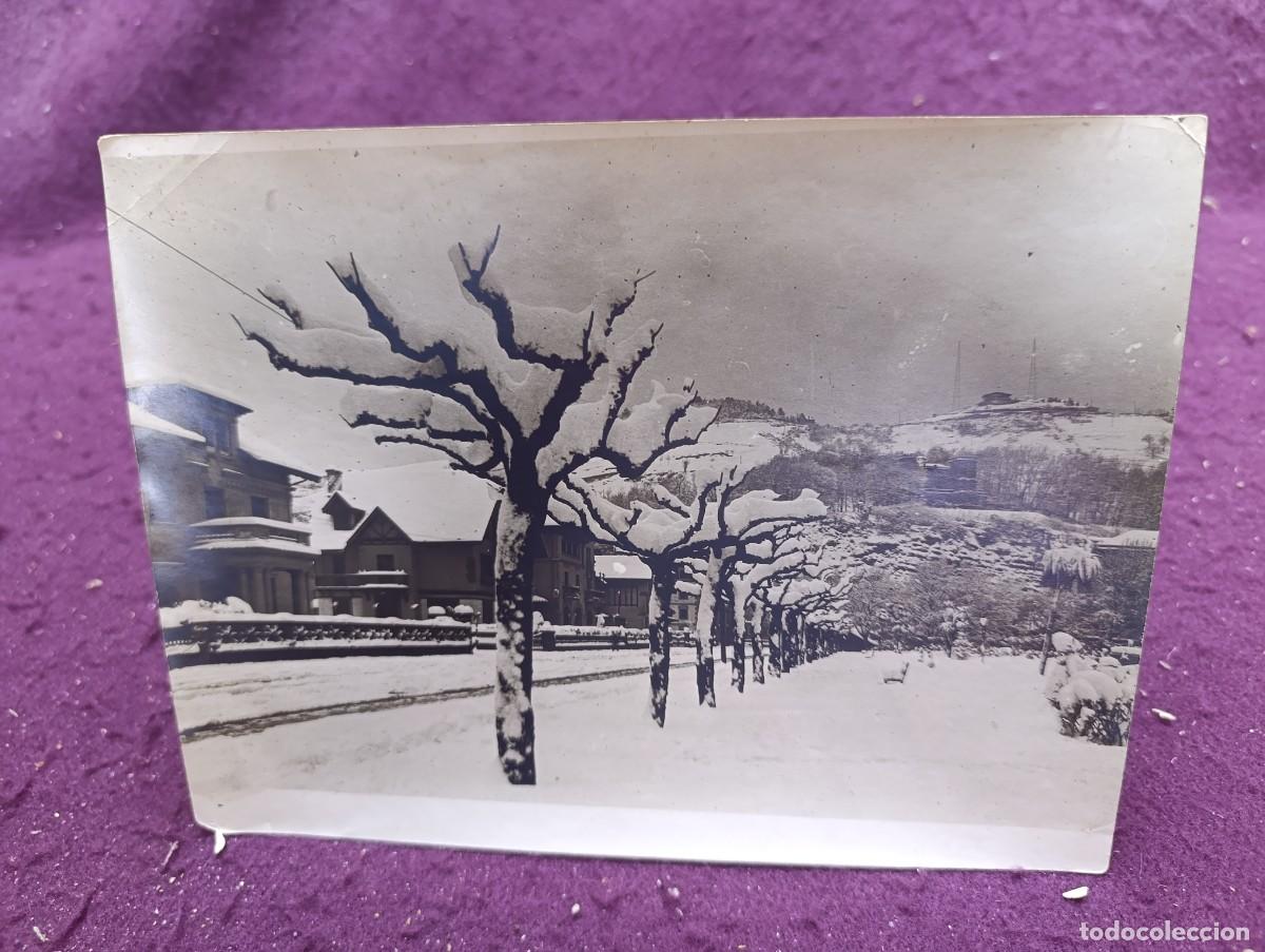 Antique Photography: Antigua fotograf&iacute;a de Archivo, San Sebasti&aacute;n, bajo la nieve, ca. 1930, sello al dorso