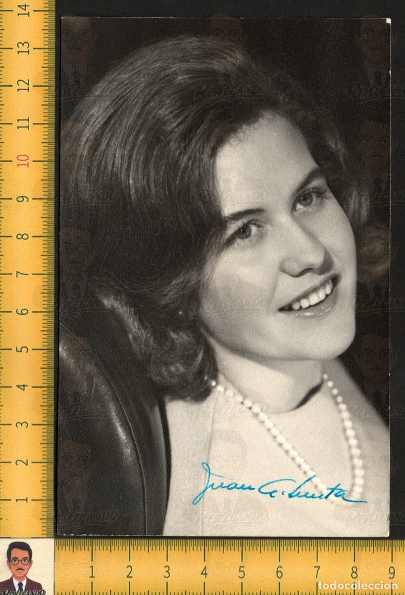 Fotograf&iacute;a antigua: RETRATO GUAPA BELLA MUJER CHICA JOVEN SONRISA Y COLLAR DE PERLAS - FOTO ANTIGUA ESTUDIO A&Ntilde;OS 60