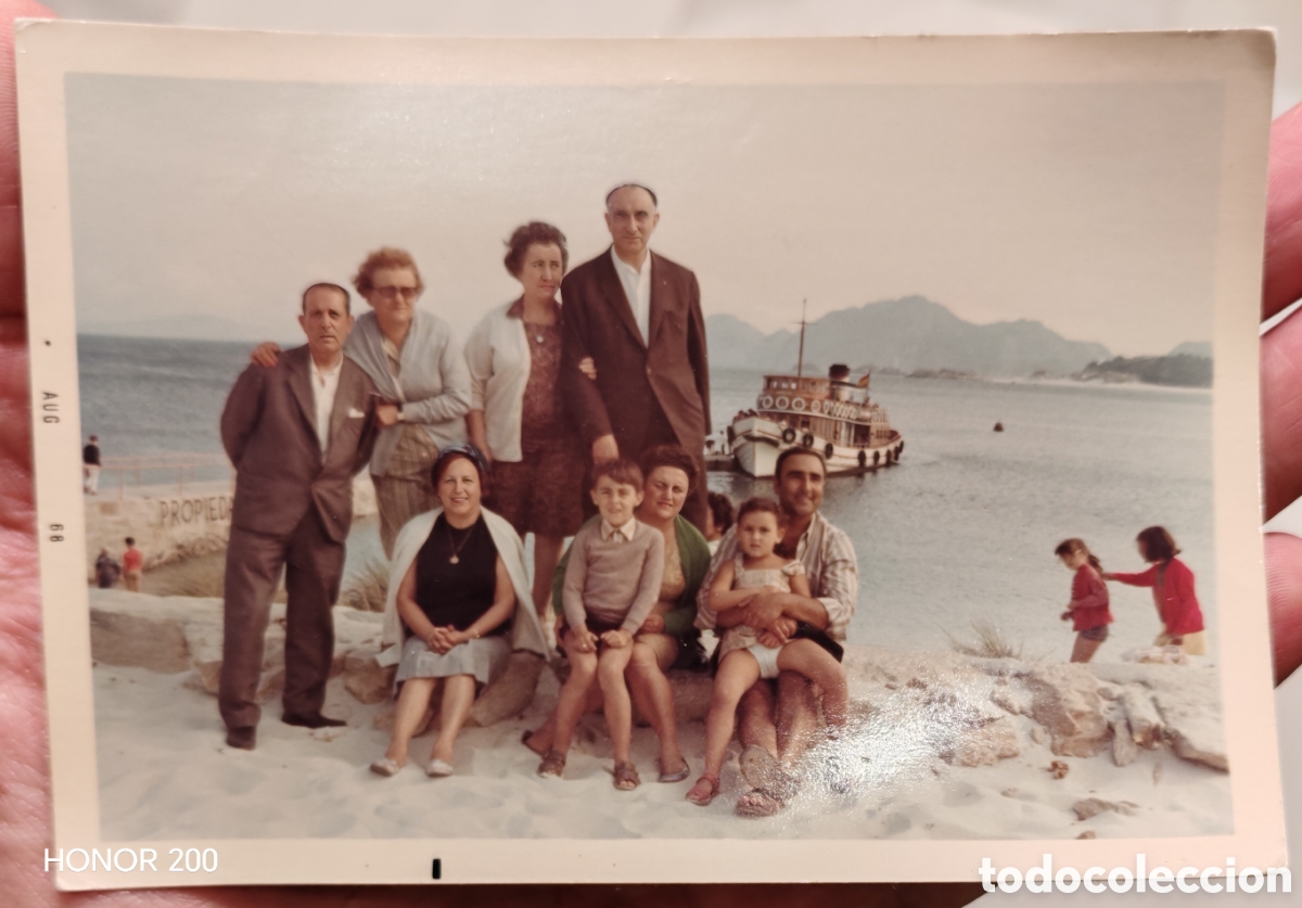Fotograf&iacute;a antigua: Foto Color - Excursi&oacute;n Islas Cies 1968 -