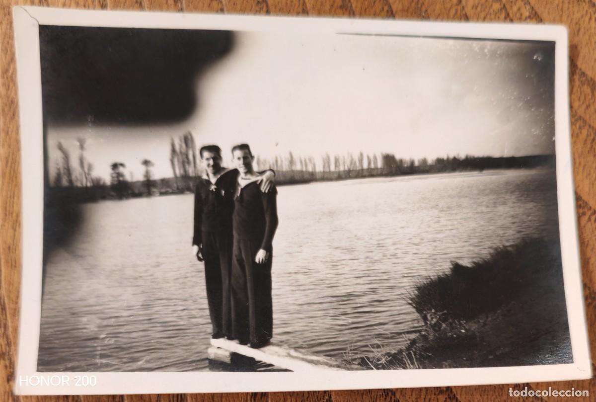 Fotograf&iacute;a antigua: Foto - Marineros en el Tormes - Salamanca 1937. Guerra Civil