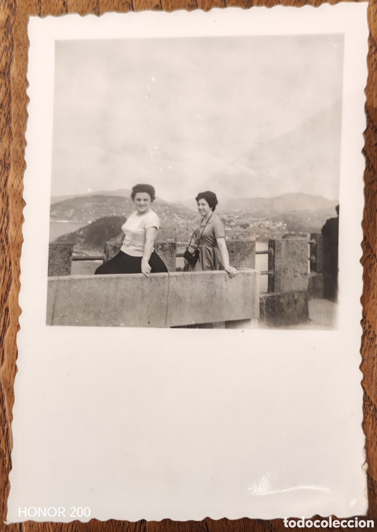 Fotograf&iacute;a antigua: Lote 2 fotos - San Sebasti&aacute;n. Mayo 1960
