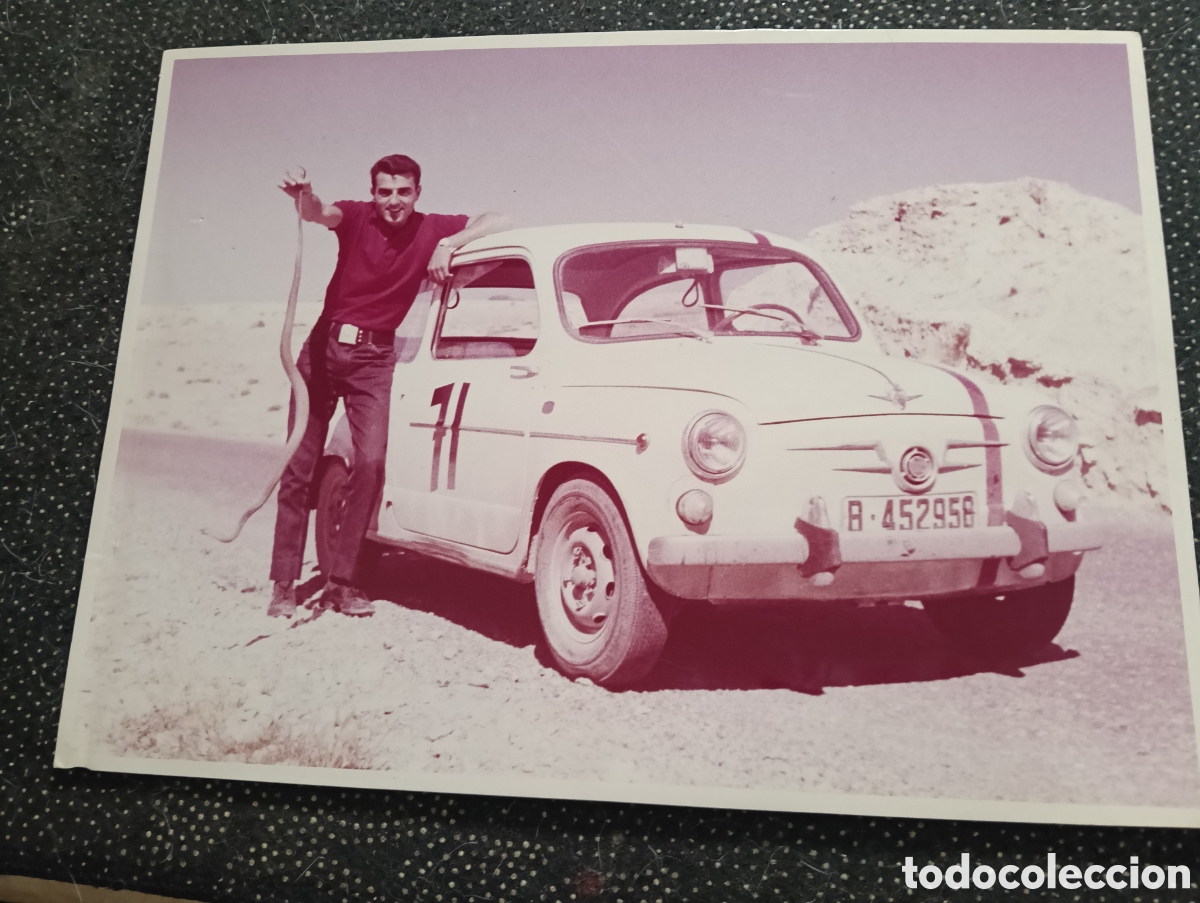 Fotograf&iacute;a antigua: Fotograf&iacute;a del Rally Cuesta San Cugat - Tibidabo SEAT 600 en los a&ntilde;os 60, patrocinado por la Escuder