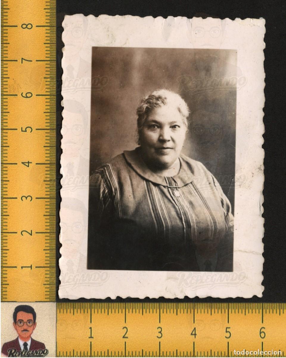Fotograf&iacute;a antigua: RETRATO BELLA SE&Ntilde;ORA MUJER MEDALL&Oacute;N COLGANTE SONRISA MONA LISA - FOTOGRAF&Iacute;A ANTIGUA ESTUDIO A&Ntilde;OS 20