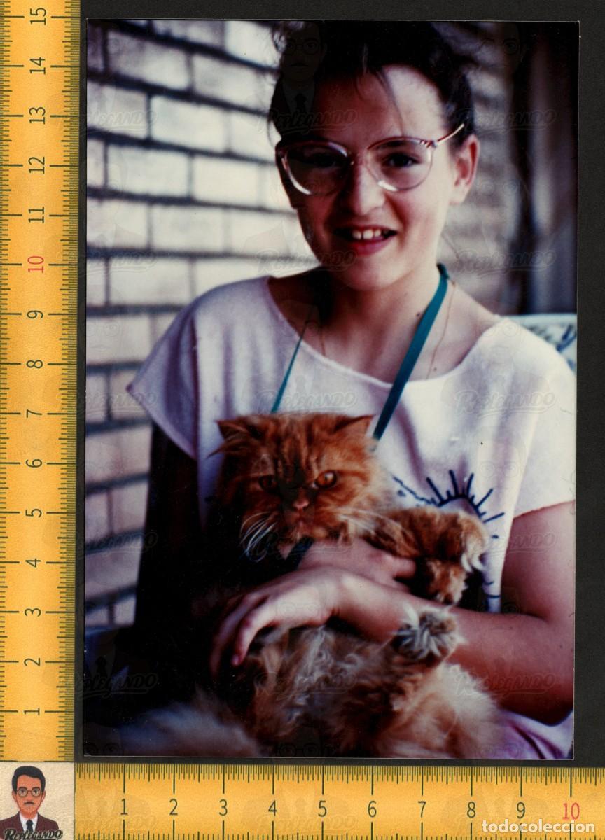 Fotograf&iacute;a antigua: SIMP&Aacute;TICA NI&Ntilde;A CON GATO PERSA EN BRAZOS - MASCOTA INFANCIA FELIZ - FOTOGRAF&Iacute;A VINTAGE A&Ntilde;OS 90 ESPA&Ntilde;A
