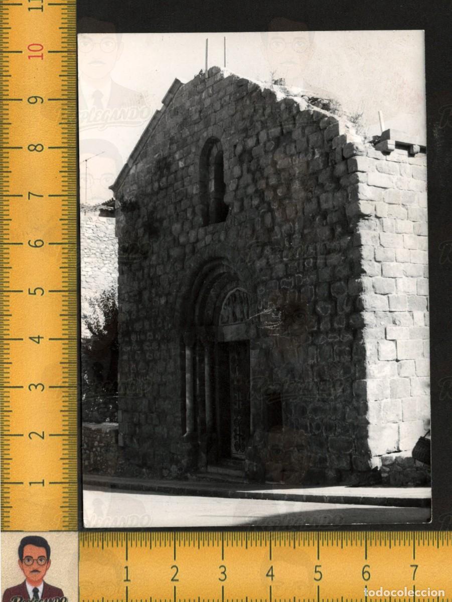 Fotograf&iacute;a antigua: IGLESIA ROM&Aacute;NICA SANT POL - SANT JOAN DE LES ABADESSES GIRONA - FOTO ANTIGUA ARQUITECTURA A&Ntilde;OS 50