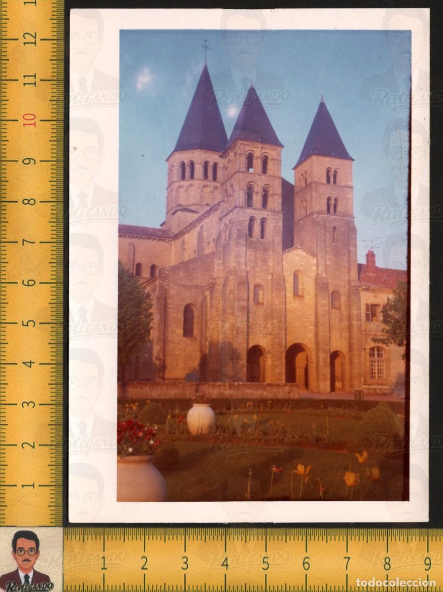 Fotograf&iacute;a antigua: BASILIQUE DE PARAY-LE-MONIAL FRANCE - &Eacute;GLISE ROMANE TOURS JARDINS - PHOTOGRAPHIE VINTAGE ANN&Eacute;ES 70