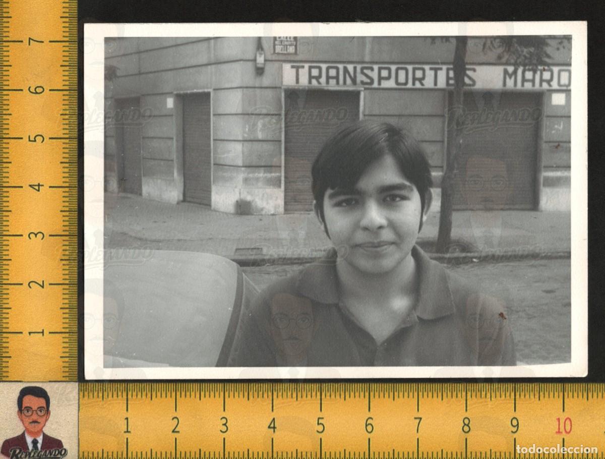 Fotograf&iacute;a antigua: CHICO SONRISA CALLE ERUDITO ORELLANA VALENCIA - TRANSPORTES &iquest;M&Aacute;RQUEZ O MARQU&Eacute;S? FOTO ANTIGUA A&Ntilde;OS 60