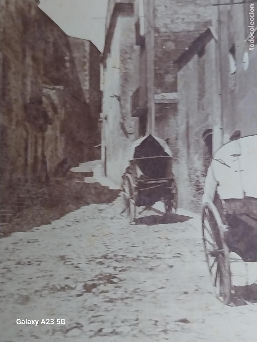Fotograf&iacute;a antigua: CARRETAS CALLE FOTO PARTICULAR PRECIOSA CA 1900 PAPEL FINO 12X9CMS LUGAR POR DETERMINAR